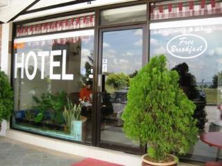 Rose Cottage Hotel Taman Daya Джохор-Бару Экстерьер фото