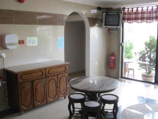 Rose Cottage Hotel Taman Daya Джохор-Бару Экстерьер фото